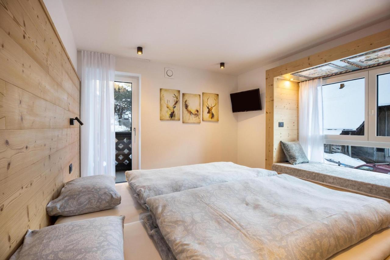 Apartments Armeri Blue Dolomites San Vigilio Di Marebbe Eksteriør billede